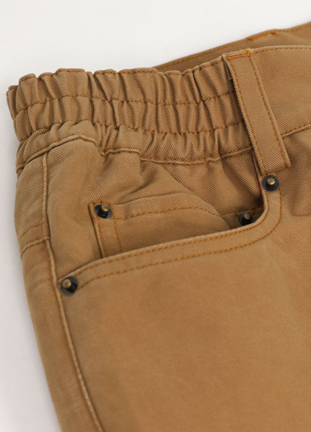 Close-up of the women's khaki flannel lining pants elastic waist