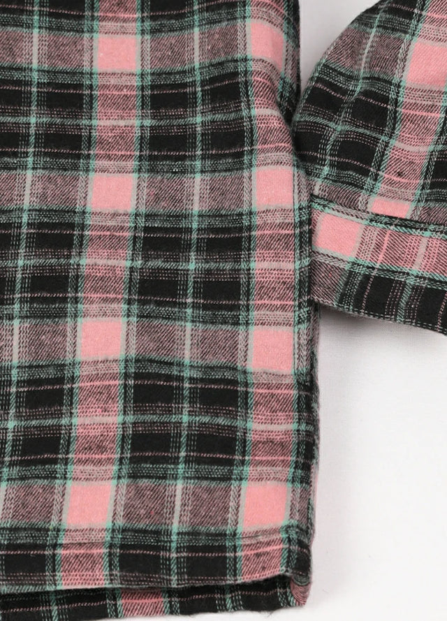 Close-up of the hand pocket of pink and black plaid cozy jacket for men