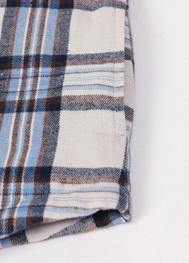 Blue and white flannel jacket with side pockets detail