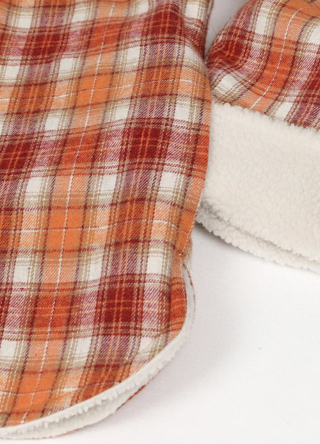 Zoomed-in of women's comfort soft orange shirt jacket hand pocket