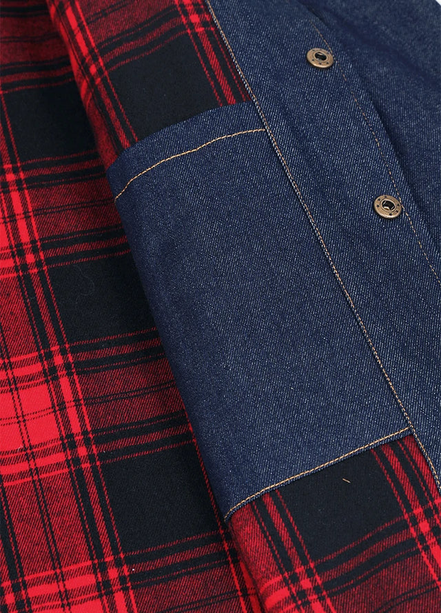 Close-up of the innerpocket of a dark blue men's denim flannel lined shirt jacket