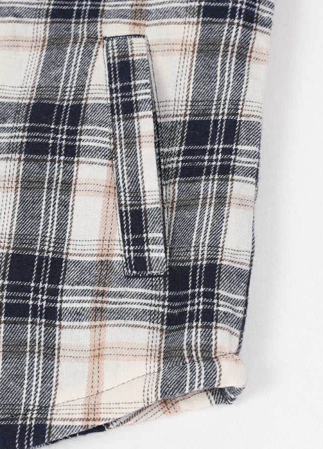 Detail of kids Navy Beige plaid flannel jacket with warm hand pocket