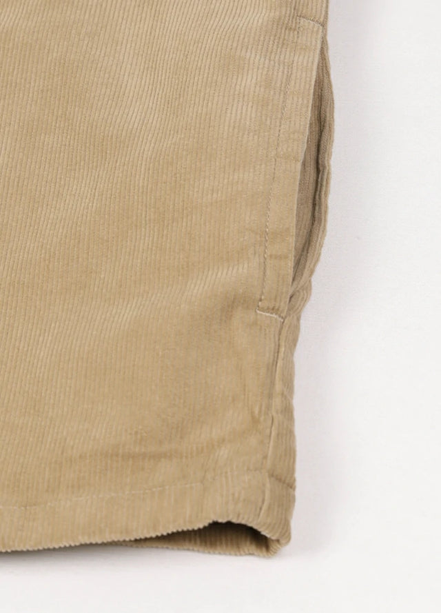 Detail of inside pocket on men's Khaki corduroy shirt jacket