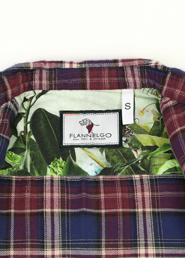 Detailed view of the collar on the men’s burgundy plaid flannel shirt