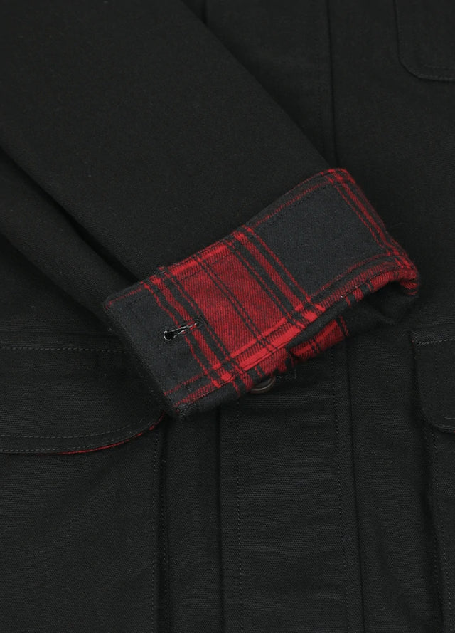 Close-up of the cuff of the black men's cozy heritage vintage field jacket-XR807BK-M,XR807BK-L,XR807BK-XL,XR807BK-XXL