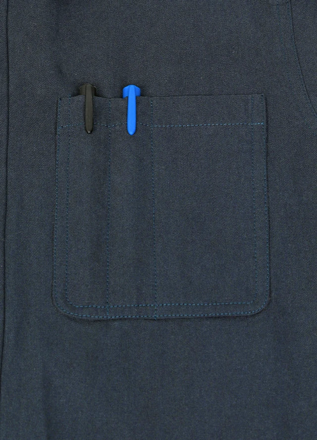 Detailed view of the pocket of the navy men's heritage vintage field jacket-XR807NY-M,XR807NY-L,XR807NY-XL,XR807NY-XXL