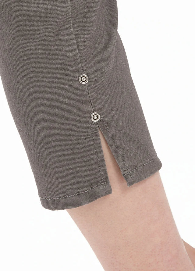 Women's Slim Straight Stretch Cropped Pants
