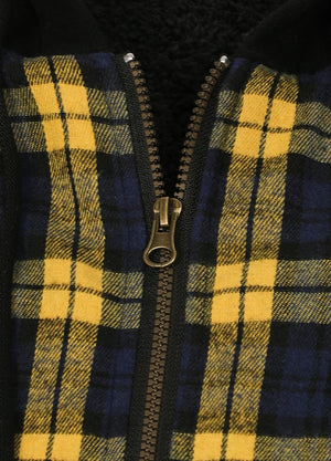 Close-up of the zipper of dynamic dusk men's insulated flannel shirt jacket with hood 