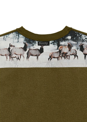 Detail view of an army green sweatshirt sleeve on a white background-XR3426JLv-S,XR3426JLv-M,XR3426JLv-L,XR3426JLv-XL,XR3426JLv-XXL