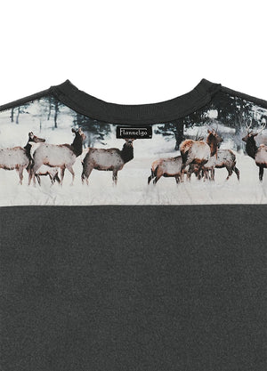 Detail view of the neckline of a gray men's sweatshirt-XR3426HuiS-S,XR3426HuiS-M,XR3426HuiS-L,XR3426HuiS-XL,XR3426HuiS-XXL