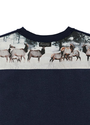 A close-up of a navy men's crewneck sweatshirt-XR3426ZQ-S,XR3426ZQ-M,XR3426ZQ-L,XR3426ZQ-XL,XR3426ZQ-XXL