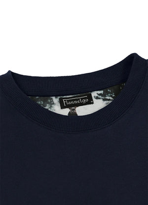 Close-up of the neckline of a navy men's crewneck sweatshirt-XR3426ZQ-S,XR3426ZQ-M,XR3426ZQ-L,XR3426ZQ-XL,XR3426ZQ-XXL