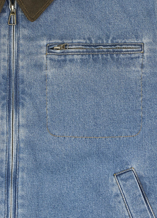 Close up of the chestpocket of a blue denim jacket with a dark brown corduroy collar-XR8539LS-S,XR8539LS-M,XR8539LS-L,XR8539LS-XL,XR8539LS-XXL