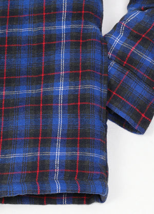 Close-up of the hand pocket of the blue red quilt-lined flannel hooded plaid jacket for men