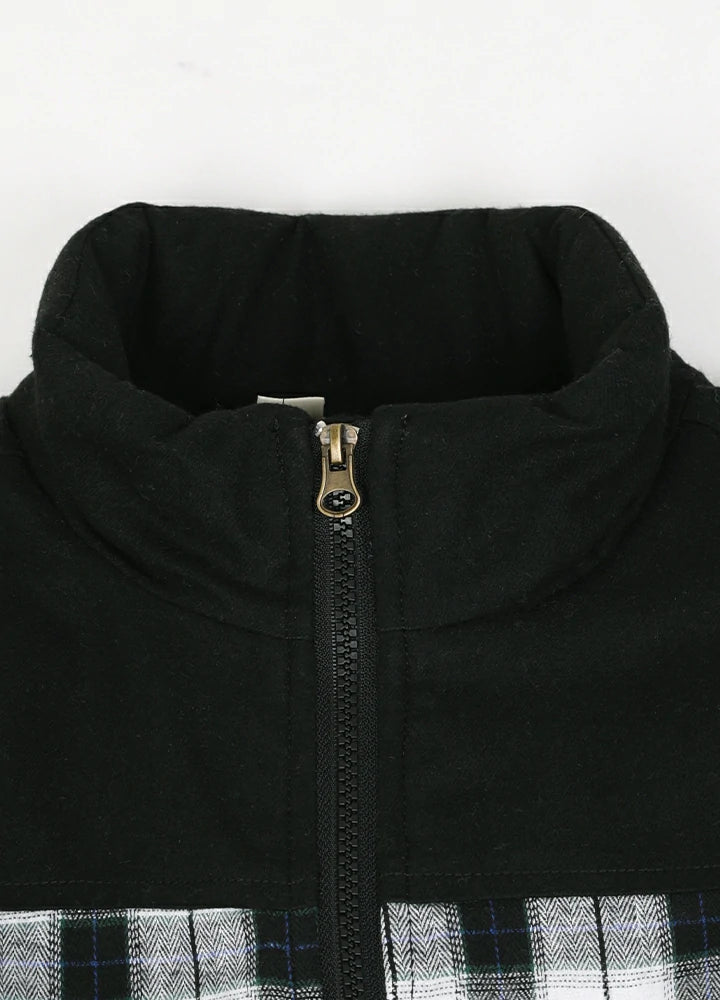 Close-up of the warm collar detail on kid's white thermal flannel jacket