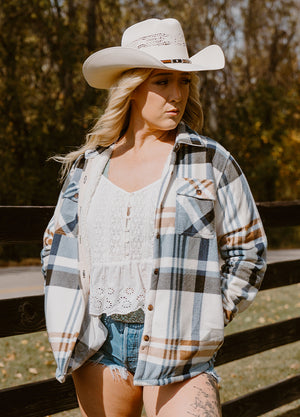 Damen-Hemdjacke mit Sherpa-Futter und karierter Knopfleiste