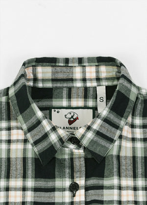 Close-up of the collar on green cream women's soft flannel shirt roll up sleeve-XR1112GCM-S,XR1112GCM-M,XR1112GCM-L,XR1112GCM-XL,XR1112GCM-XXL