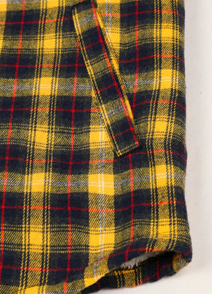 Detailed view of the hand pocket of the yellow navy men's durable sherpa lined hooded jacket