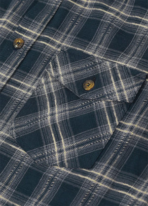 Men's Wildlife Adventure Flannel Plaid Shirt