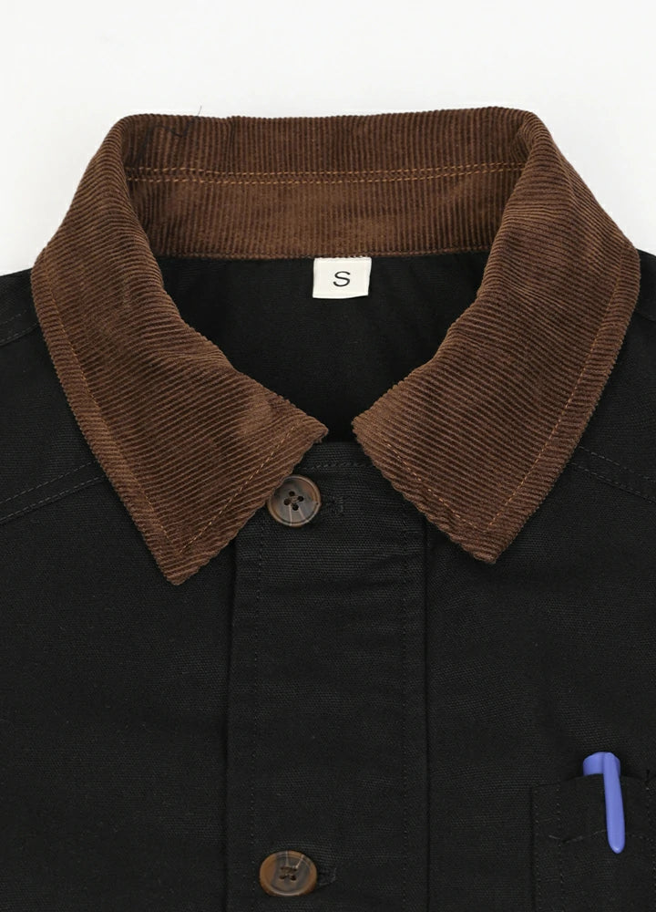 Close-up of the lapel of the black men's cozy heritage vintage field jacket-XR807BK-M,XR807BK-L,XR807BK-XL,XR807BK-XXL
