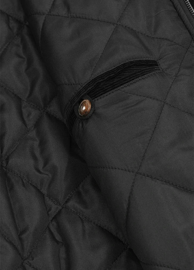 Close up of the innerpocket of a black men's classic harrington corduroy jacket-XR8541HS-S,XR8541HS-M,XR8541HS-L,XR8541HS-XL,XR8541HS-XXL