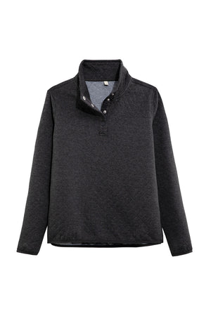 Front view of a women's winter solid black 1/4 fleece quilted shirt pullover